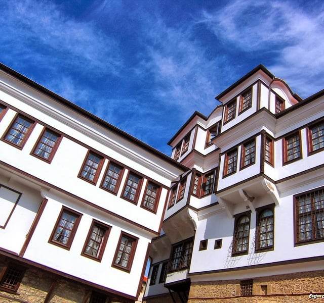 SHTËPI NË OHËR