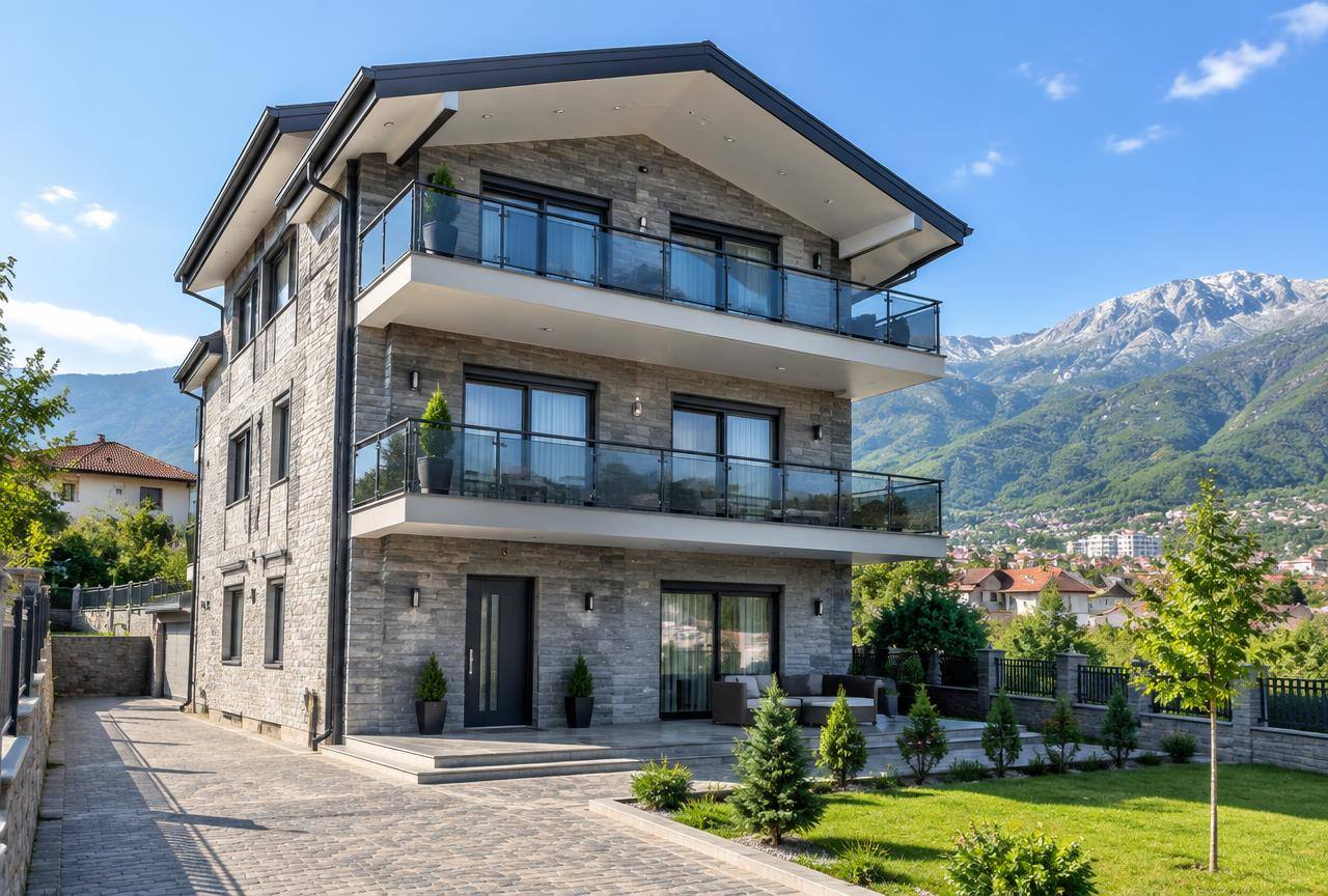 House with a yard in Tetovo